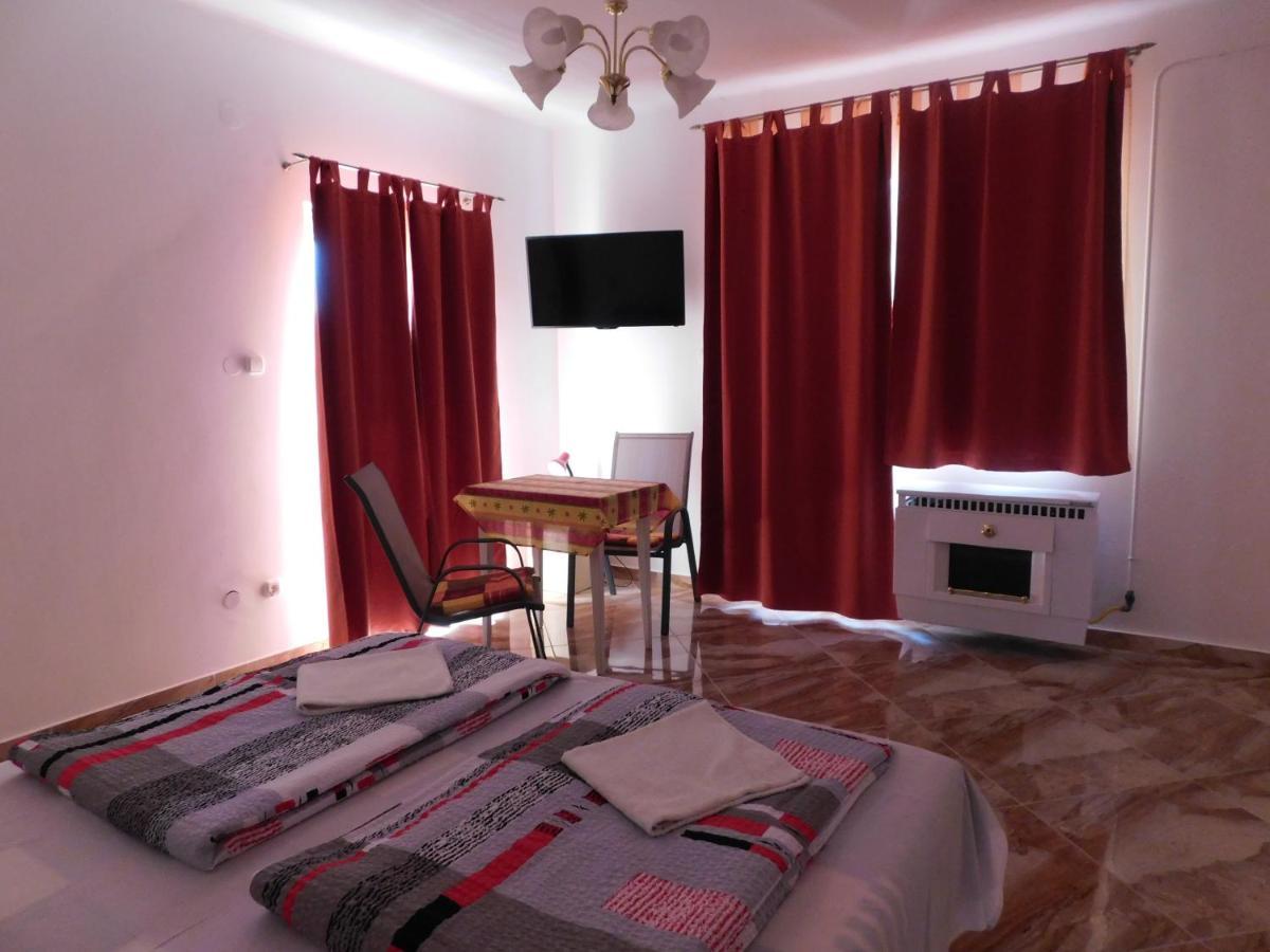 Szamoca Vendeghaz Hotell Miskolc Eksteriør bilde